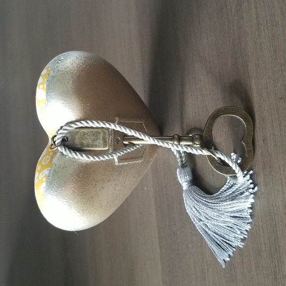 Sisters by Heart - Picture 2 of 5